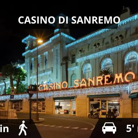 Apartment Mansarda In Pieno Centro - 500mt Da Ariston E Ciclabile