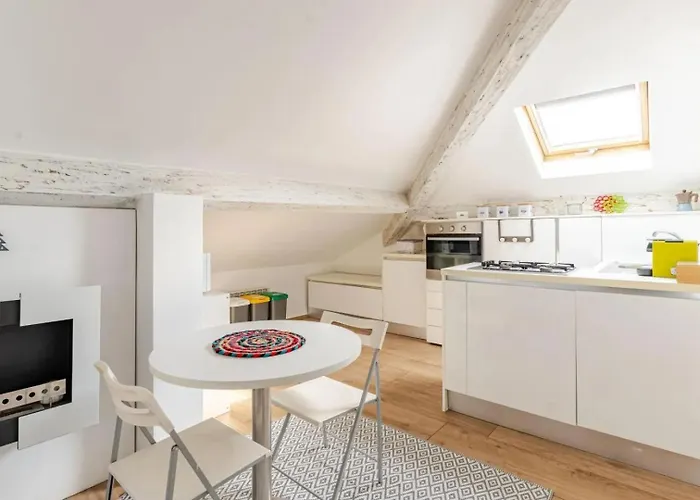 Lejlighed Mansarda In Pieno Centro - 500mt Da Ariston E Ciclabile